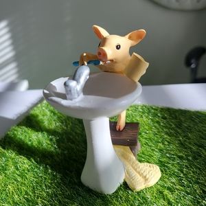 Piglet Figurine Bathroom